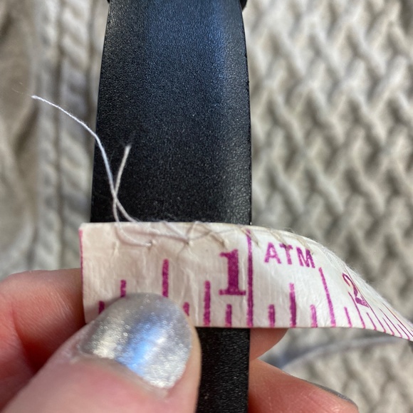 Vintage Chico's Black Leather Belt with Gold Hook Clasp 24-42" - Picture 9 of 9